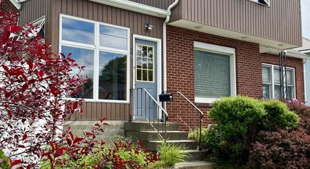 Photo of 15 Park Pl, Waterford, NY 12188