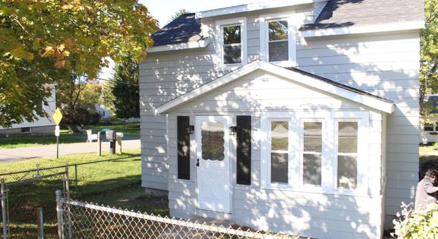 Photo of 143 New Turnpike Rd, Troy, NY 12182