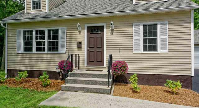 Photo of 36 Phillips Rd, Rensselaer, NY 12144