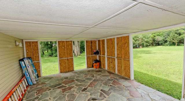 Photo of 36 Phillips Rd, Rensselaer, NY 12144