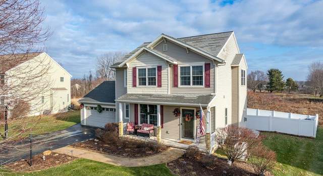 Photo of 18 Surrey Dr, Ballston Lake, NY 12019