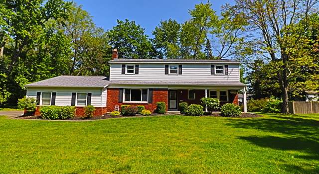 Photo of 24 Valdepenas Ln, Clifton Park, NY 12065