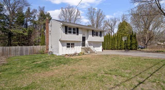 Photo of 277 Lower Newtown Rd, Halfmoon, NY 12188