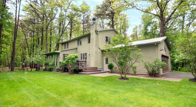 Photo of 124 Edie Rd, Saratoga Springs, NY 12866