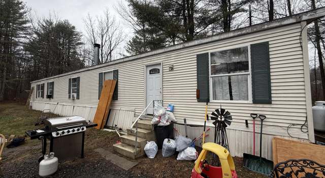 Photo of 223 Beech St, Mayfield, NY 12117