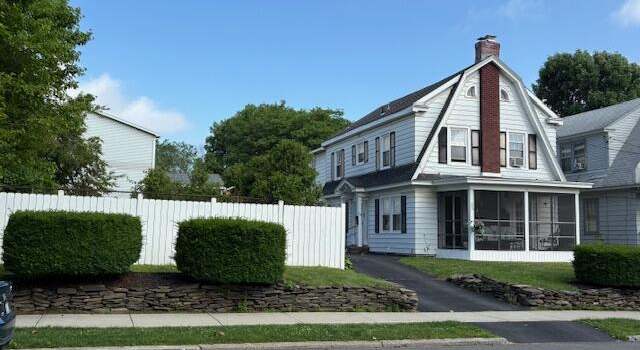 Photo of 16 Edgewood Ave, Albany, NY 12203