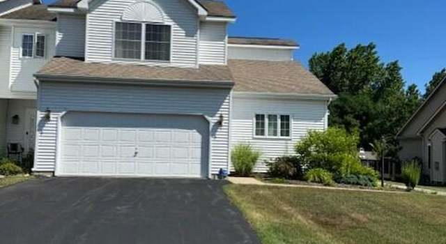 Photo of 7 Secretariat Ln, Saratoga Springs, NY 12866