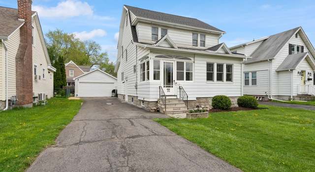 Photo of 98 Crescent Dr, Albany, NY 12208