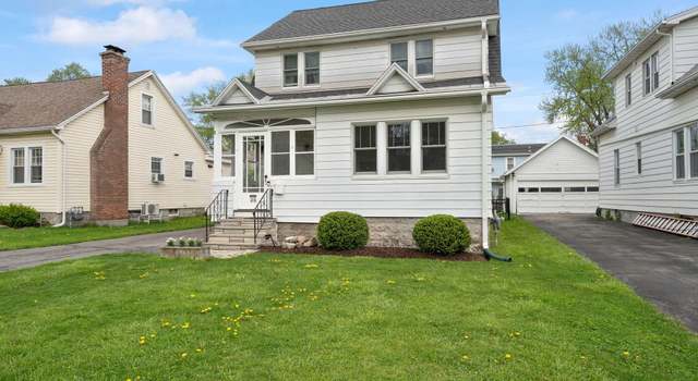 Photo of 98 Crescent Dr, Albany, NY 12208