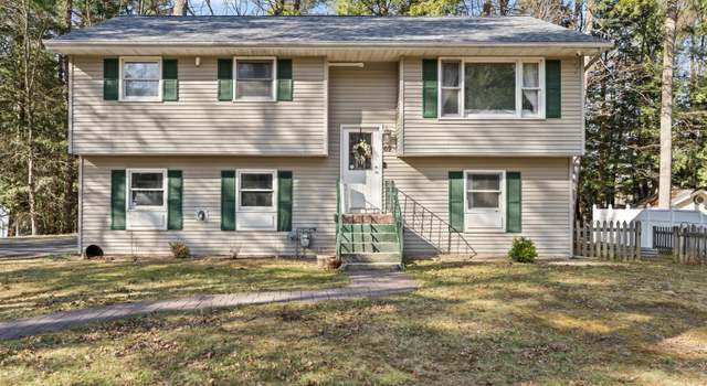Photo of 69 Wineberry Ln, Ballston Spa, NY 12020