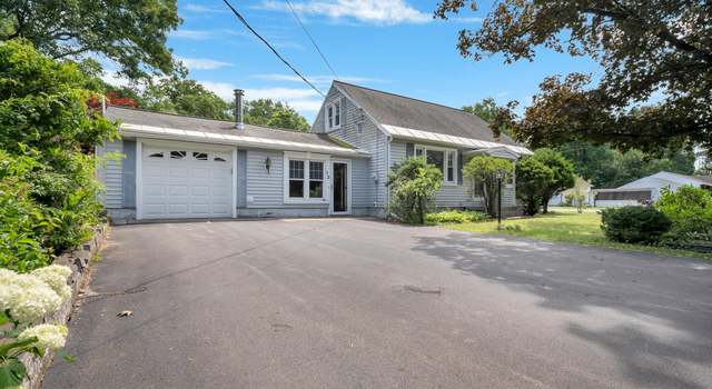 Photo of 13 Collamer Dr, Ballston Spa, NY 12020