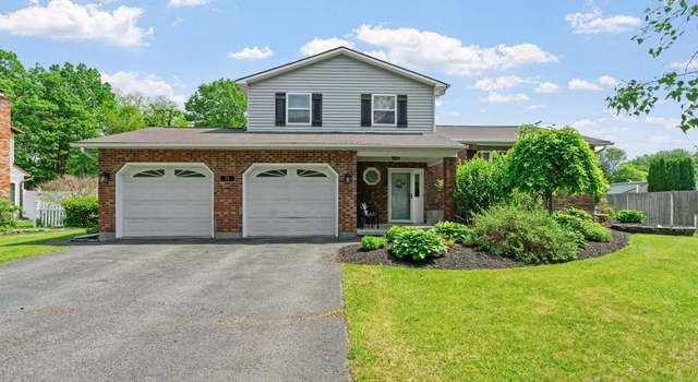 Photo of 28 Elizabeth Dr, Voorheesville, NY 12186