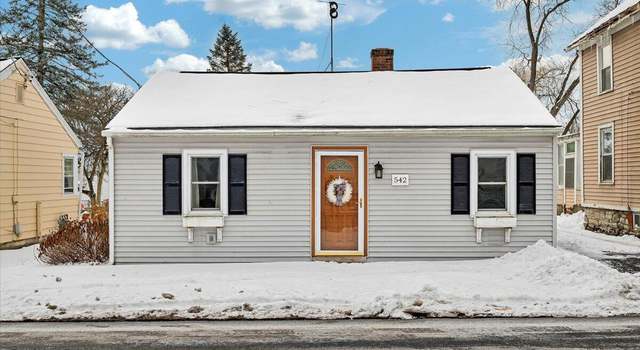 Photo of 542 Bridge St, South Bethlehem, NY 12161