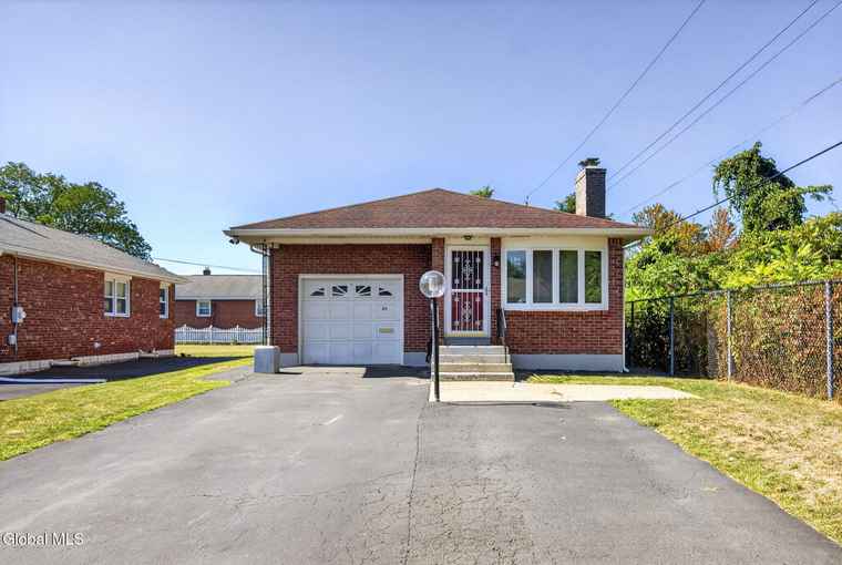 Photo of 60 Dartmouth St Albany, NY 12209
