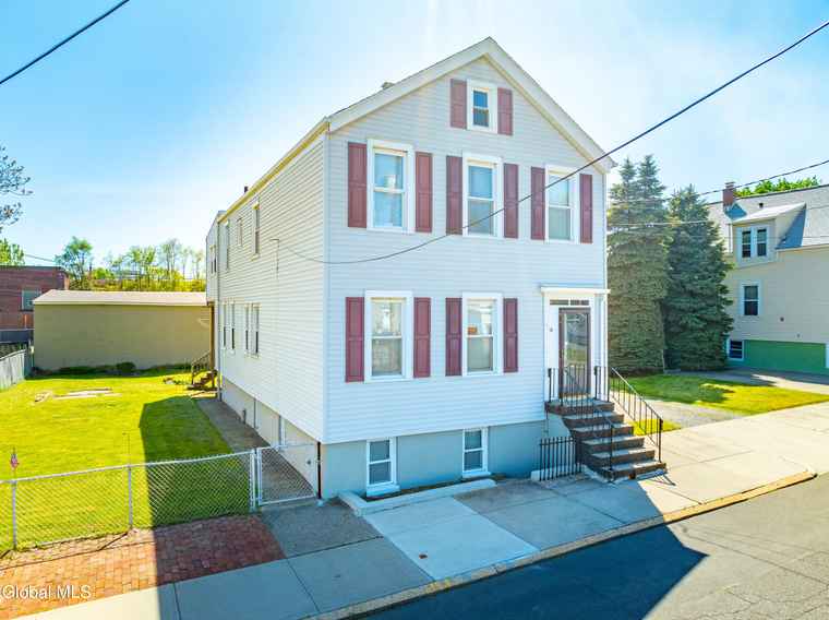 Photo of 12 South St Albany, NY 12204