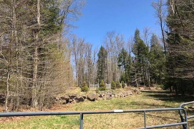119 S Mountain Lake R Johnstow C Ny 12078 Mls 201819038 119 S Mountain Lake R Johnstow C Ny 12078