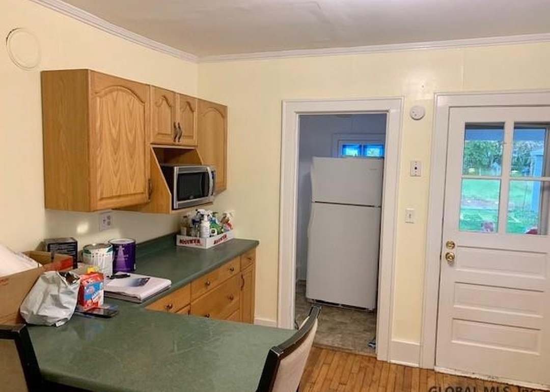 26-28 Campbell Ave, Castleton, NY 12033