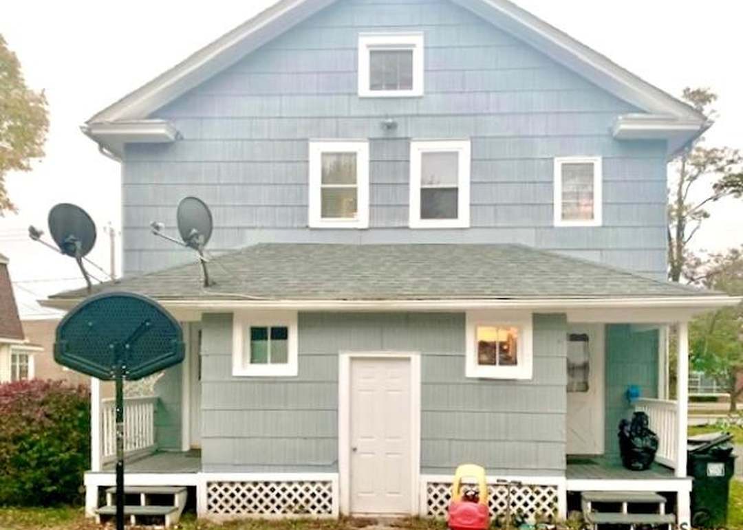 26-28 Campbell Ave, Castleton, NY 12033