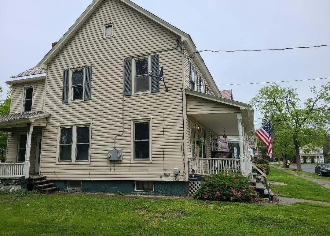 15 Bleeker St, Greenwich, NY 12834