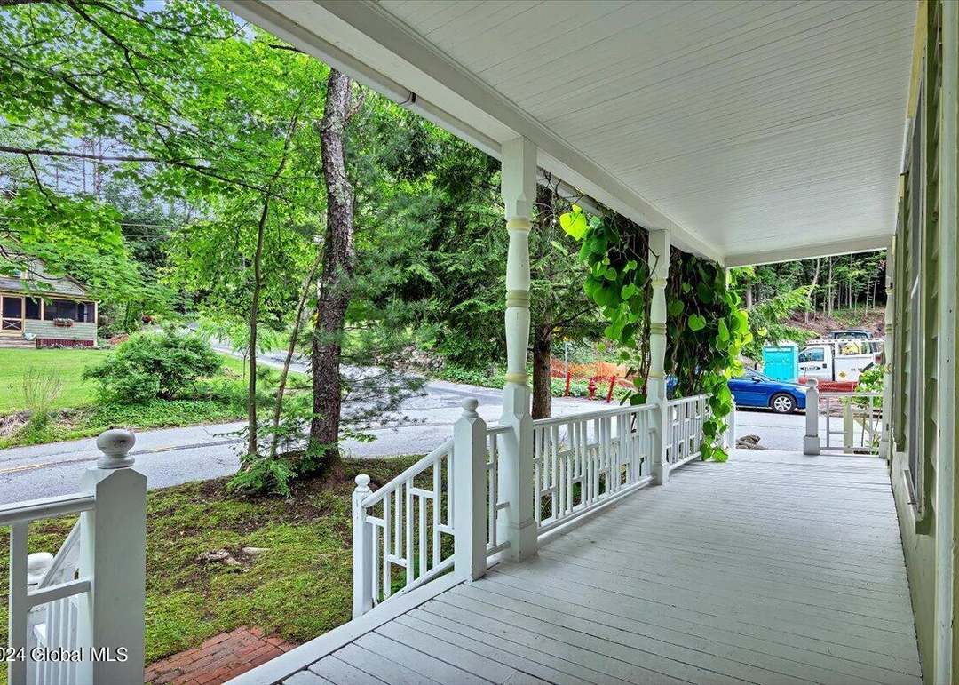 40 Goodman Ave, Bolton Landing, NY 12814