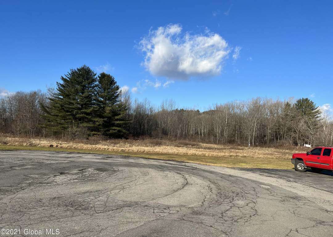 00 Daisy Ln, Johnstown, NY 12095