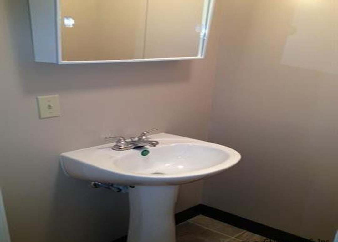 37-41 W Main St, Johnstown, NY 12095