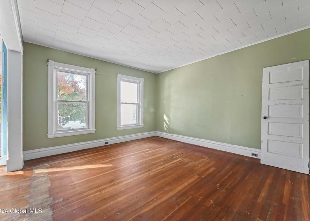 325 Spring Ave, Troy, NY 12180