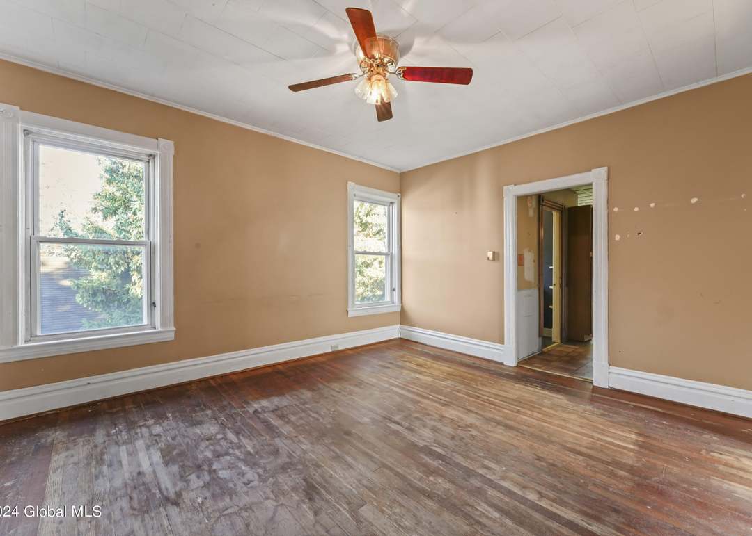 325 Spring Ave, Troy, NY 12180