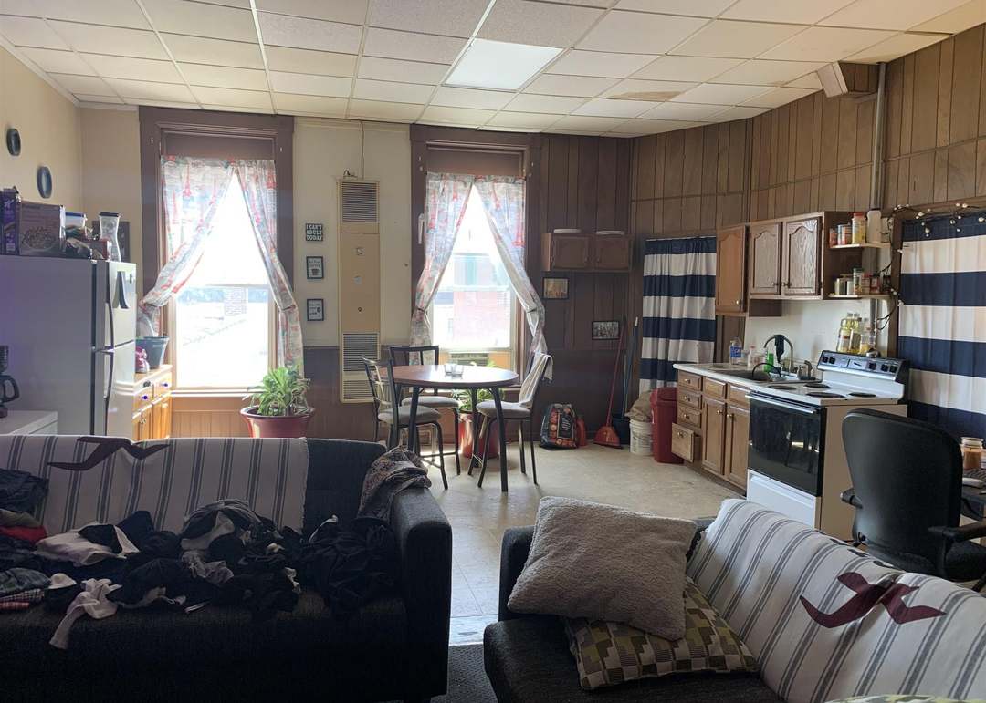 128 W Main St, Johnstown, NY 12095