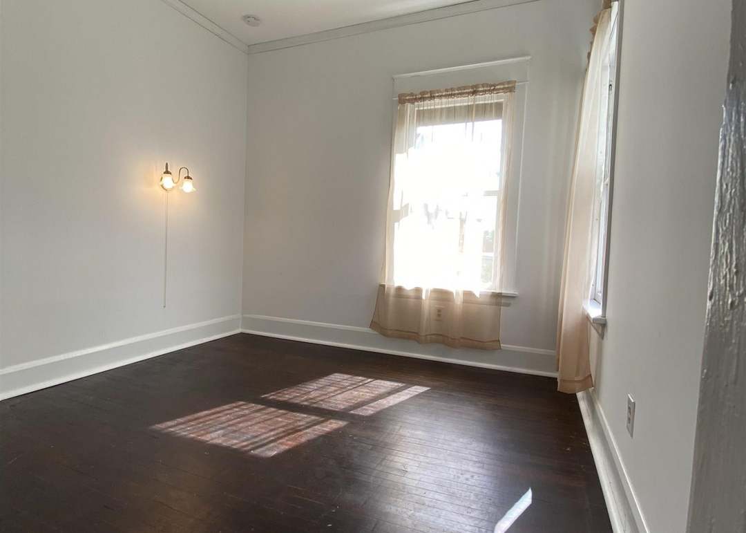 15-17 North St, Granville, NY 12832