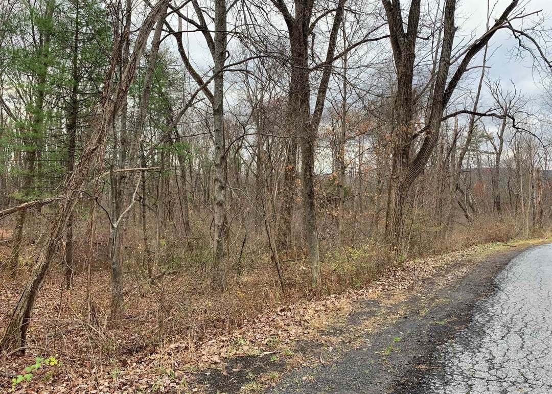 W New York State Route 32, Saugerties, NY 12477