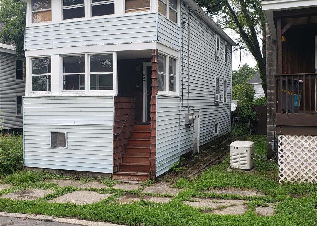 1516 3rd Ave, Schenectady, NY 12303