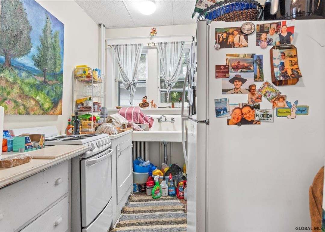 389 Delaware Ave Unit 389 Delaware Ave & 144-146 Ada, Delmar, NY 12054