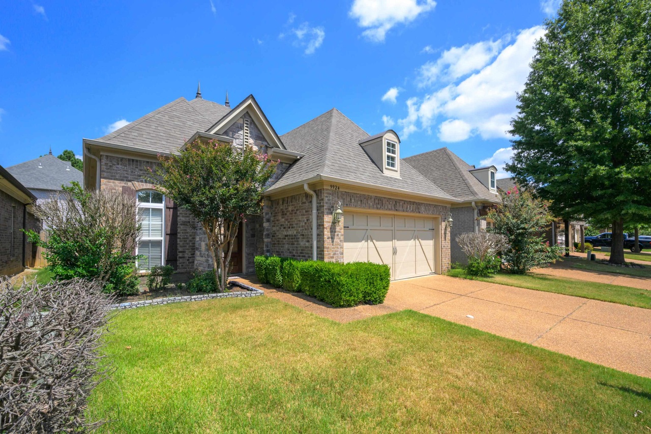 A★ 9924 Stephanie Ln, Hagerstown, MD 21740 | Redfin