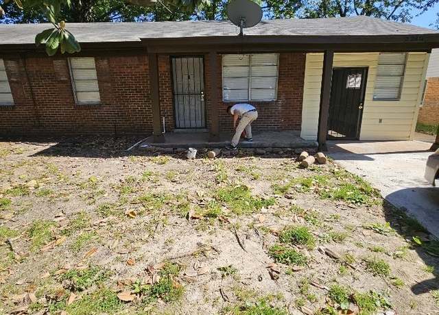 Property at 2249 Stephanie Ave, Memphis, TN 38127, 4 beds, 1.5 baths