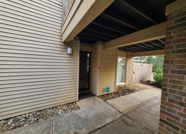 Property at 6615 Poplar Ave #1, Germantown, TN 38138, 2 beds, 2 baths