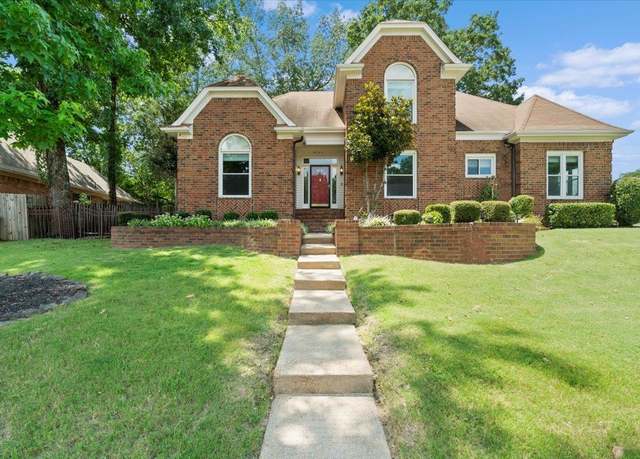 Property at 8744 Grandbury Pl, Memphis, TN 38016, 5 beds, 3 baths