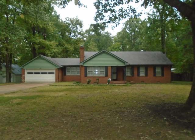 Property at 3944 Mallard Point Dr, Memphis, TN 38128, 3 beds, 2 baths