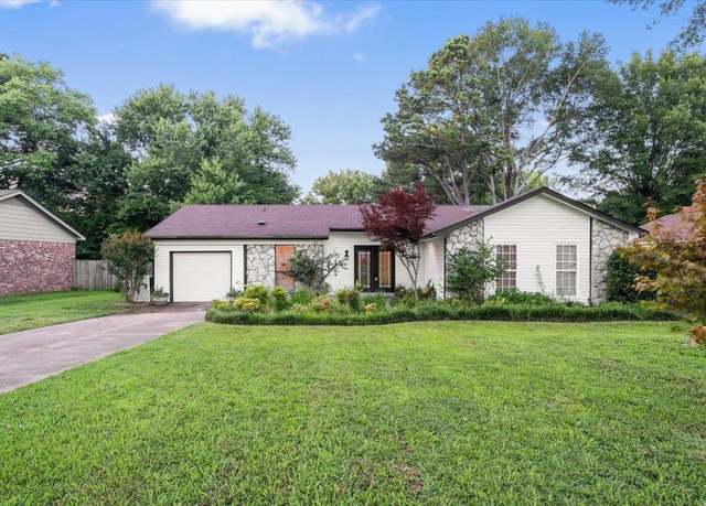 Property at 366 Casca Cv, Collierville, TN 38017, 3 beds, 2 baths