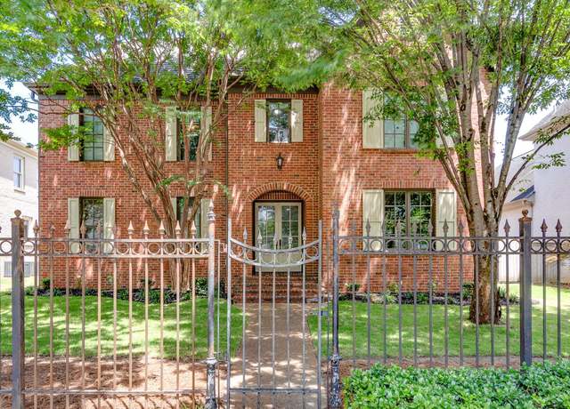 Property at 226 N White Station Rd, Memphis, TN 38117, 4 beds, 3.5 baths