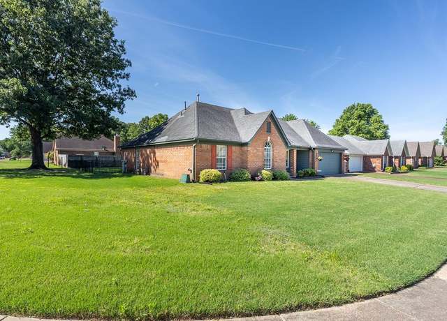 Property at 6585 W West Grove Dr, Bartlett, TN 38135, 3 beds, 2 baths