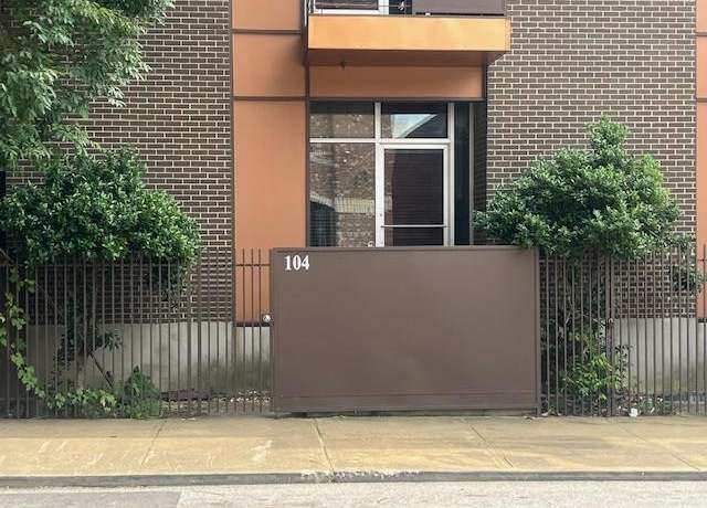 Property at 437 Monroe Ave #104, Memphis, TN 38103, 1 bed, 1 bath