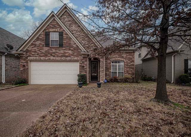 Property at 5231 Newton Oak Cir S, Memphis, TN 38117, 4 beds, 2.5 baths