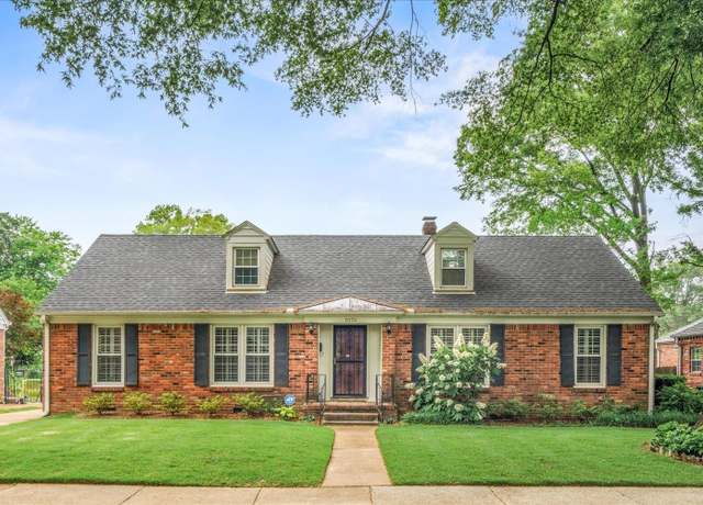 Property at 1079 Woodview Dr, Memphis, TN 38117, 4 beds, 2.5 baths