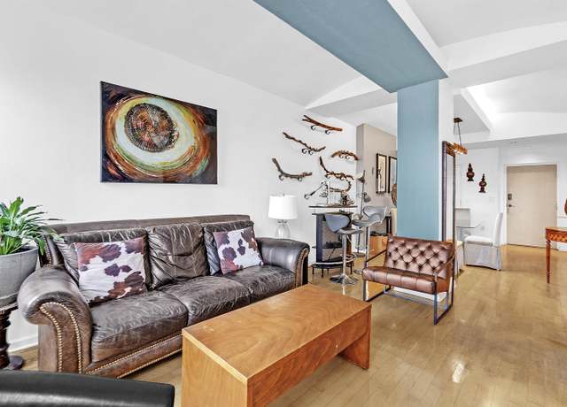 Property at 66 Monroe Ave #606, Memphis, TN 38103, 1 bed, 1 bath