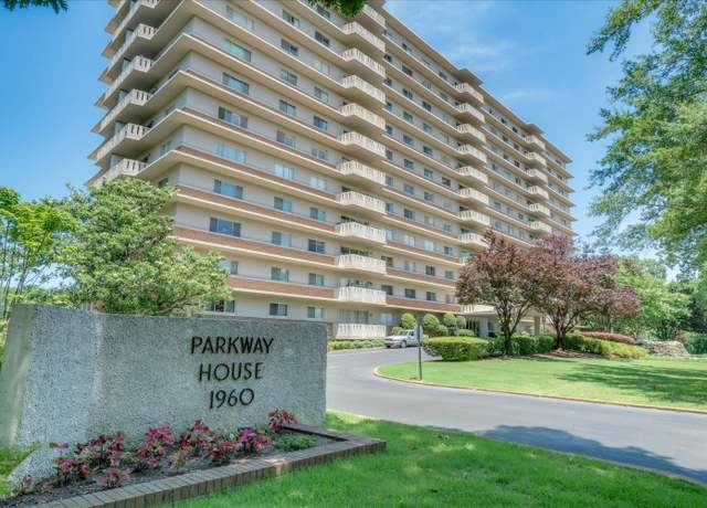 Property at 1960 N Parkway Ave #910, Memphis, TN 38112, 2 beds, 2 baths