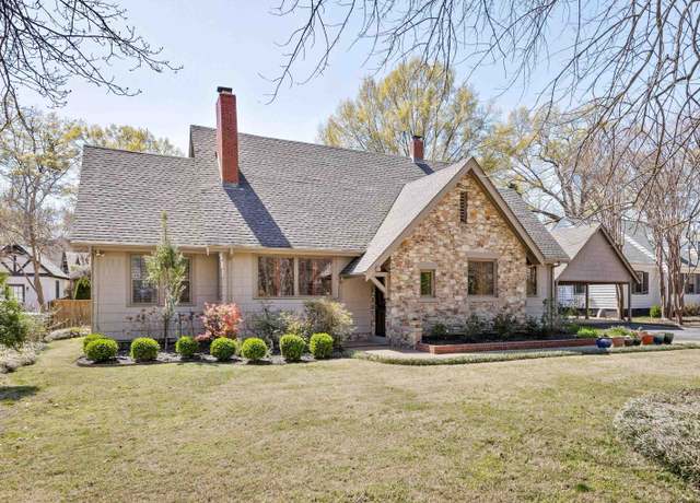 Property at 753 Cypress Dr, Memphis, TN 38112, 4 beds, 2.5 baths