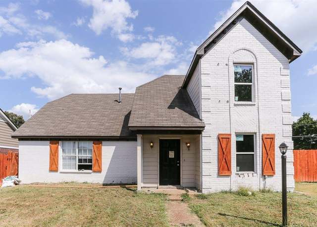 Property at 1820 Clunan Cv, Memphis, TN 38016, 3 beds, 2.5 baths