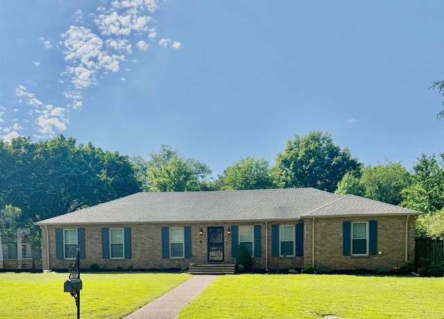 Property at 2639 Cedar Ridge Dr, Germantown, TN 38138, 3 beds, 2 baths