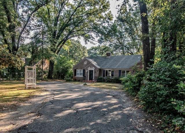 Property at 418 S Goodlett Rd, Memphis, TN 38117, 4 beds, 3 baths